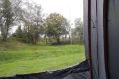 Vango Tailgate Hub Low (Poled) Awning 2023 -Vango vango tailgate hub low awning 3